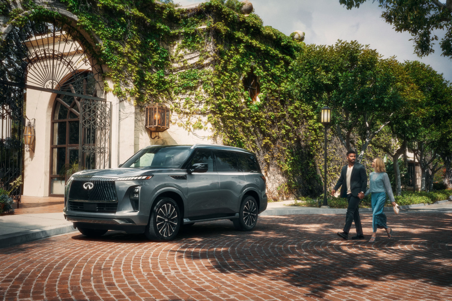 daniel_pelka_infiniti_genesis_xq80_01